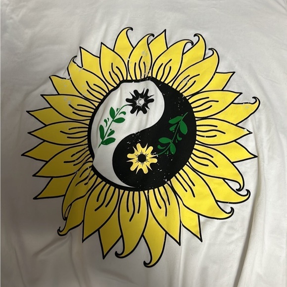 Plus Size Knotted Boho Tee 3X - Picture 2 of 3